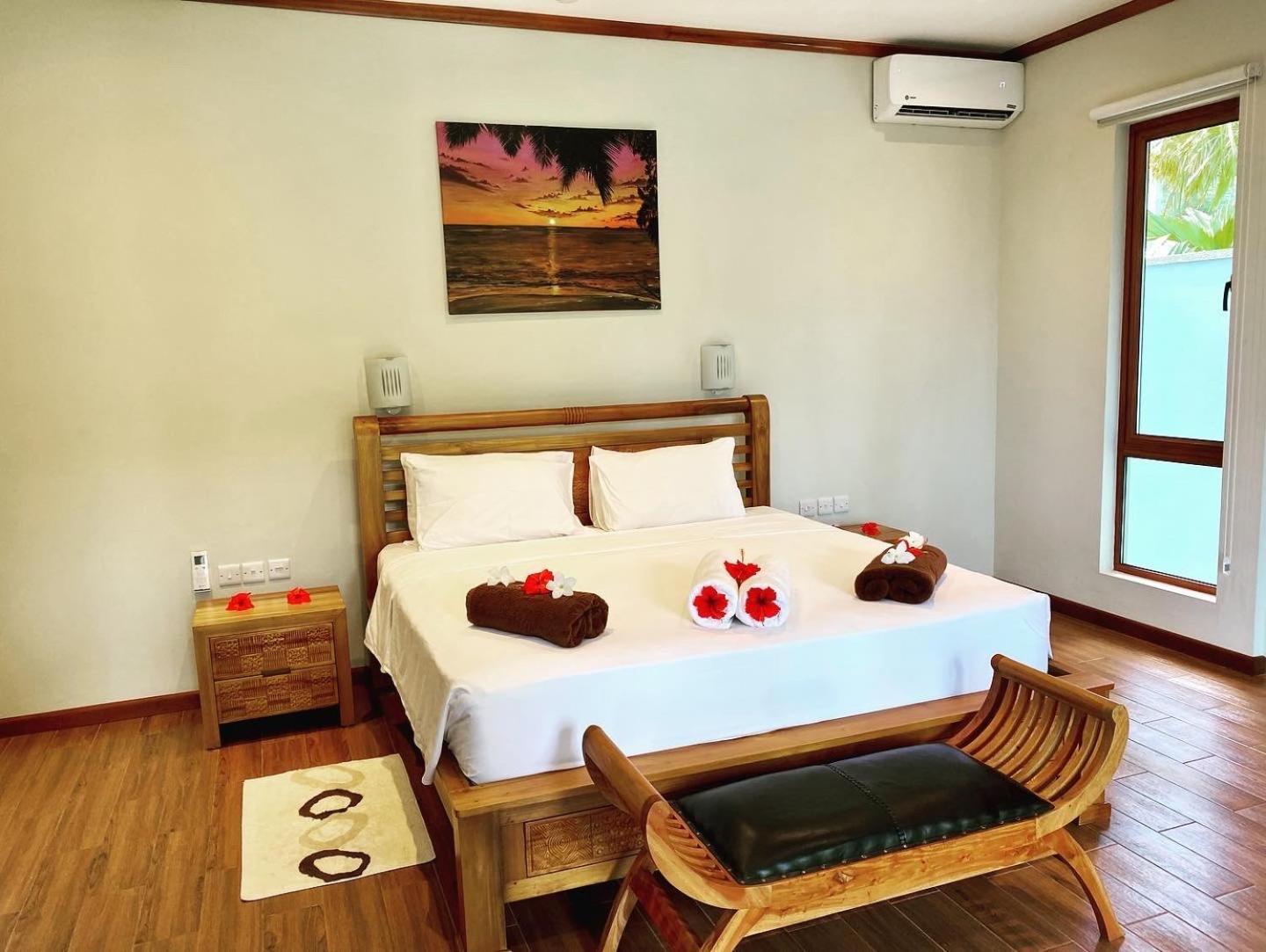 Baie Lazare  Anse Soleil Beachcomber Hotel And Self Catering חדר תמונה